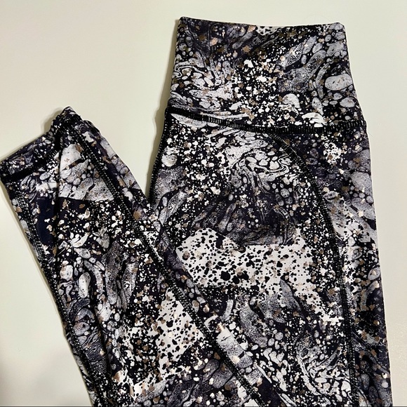 Fabletics, Black Marble Legging, Size Small - Picture 2 of 5